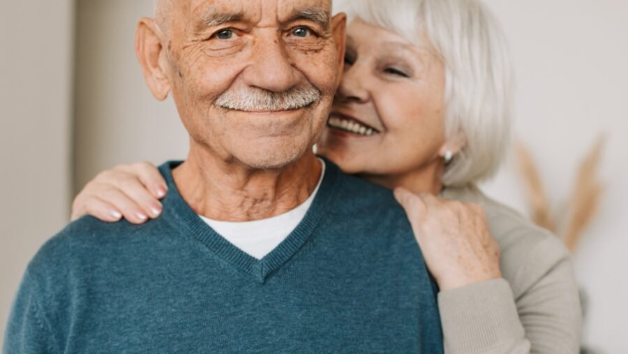 Masso-kinésithérapie et personne âgée : améliorer la qualité de vie chez les seniors